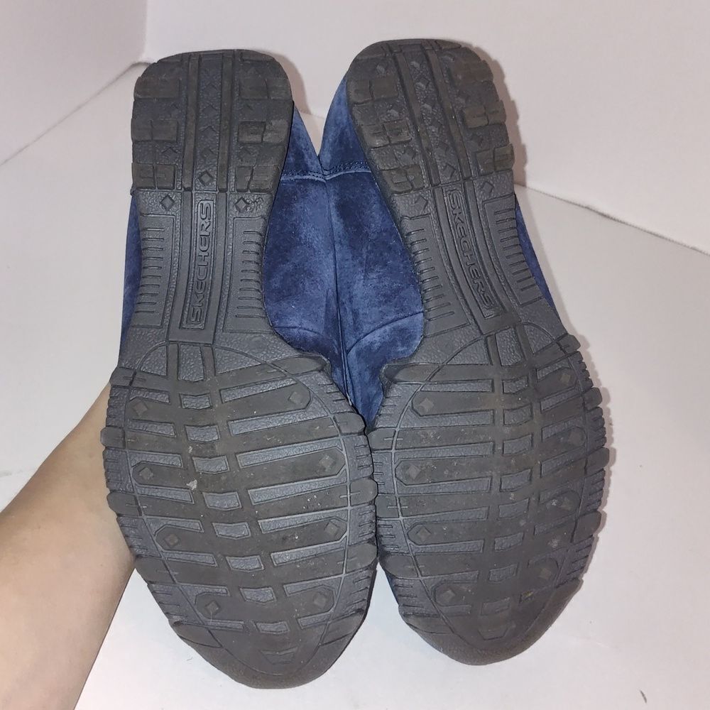 Skechers  Suede Slip-On Shoes Navy  loafers size 7.5 - Picture 6 of 7